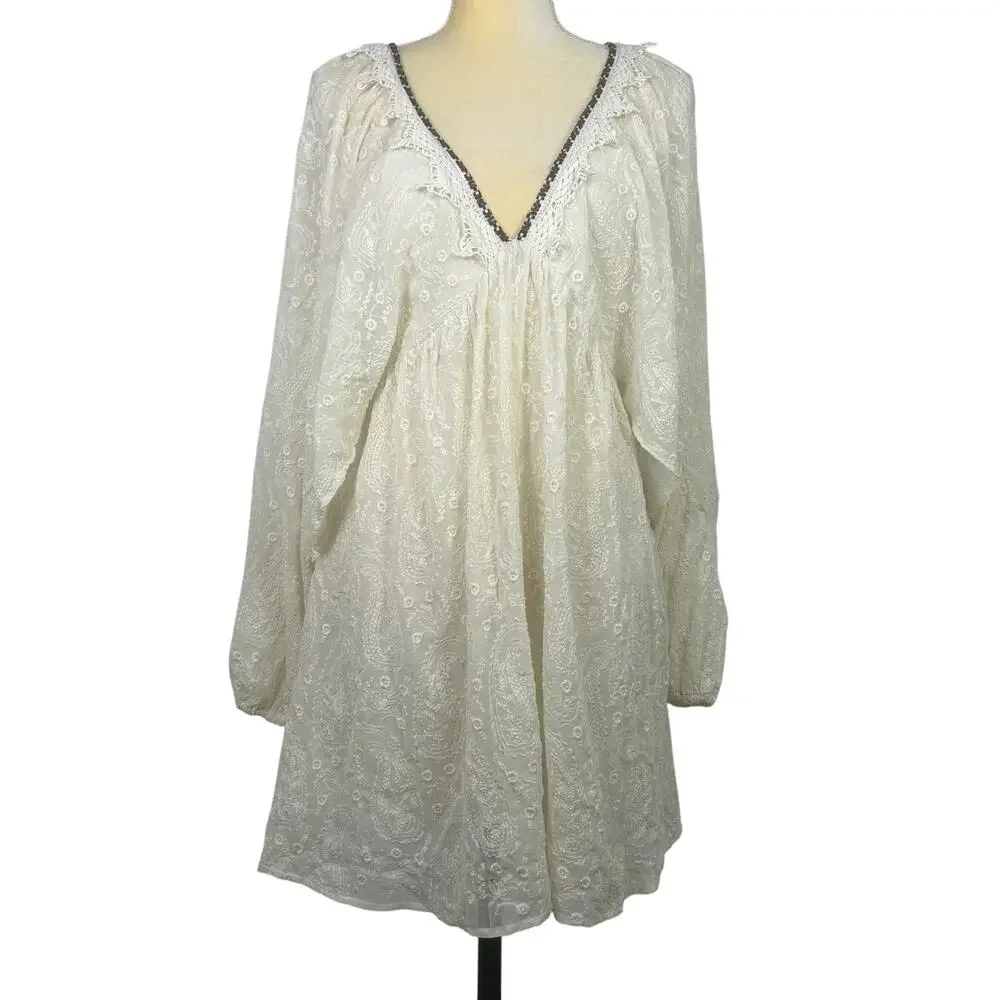 Free People Circle Of Love Embroidered MIni Dress V Neck Lace Up Back Size 12 - Picture 2 of 13